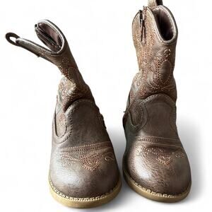 Brown cowgirl boots with zipper